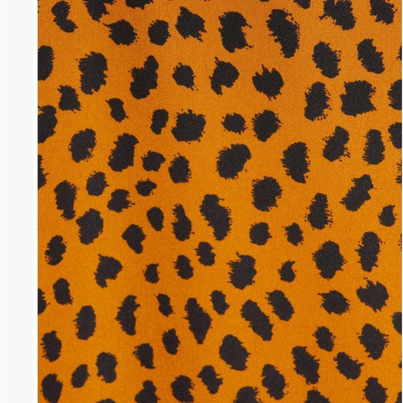 BB Dakota Wrap Leopard Print Vneck Dress. Short Sleeves. Perfect condition. Sz M - Picture 8 of 8